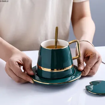  Europene de Lux Ceramica Ceașcă de Cafea Seturi de 5 buc Cu Capac fel de Mâncare Lingura Cutie de Cadou Costum Cani de Ceai Lapte Cafea Verde Drinkware 450ml